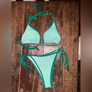 New ribbed green bikini size large